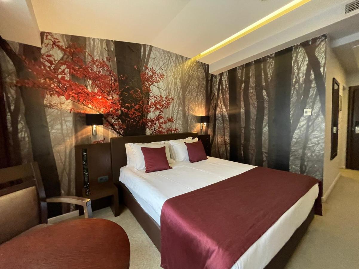 Queen's - Zebra Centre Hotel Skopje